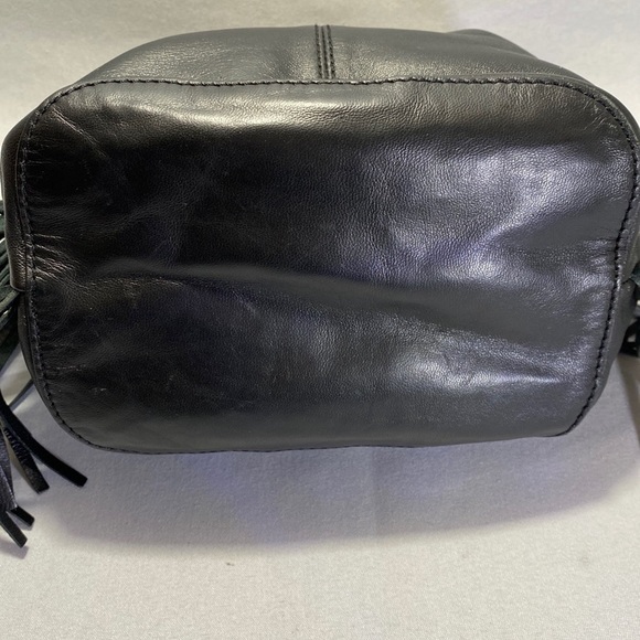 Vince Camuto Genuine Soft Leather Fringed Black Crossbody Bag - Picture 3 of 9